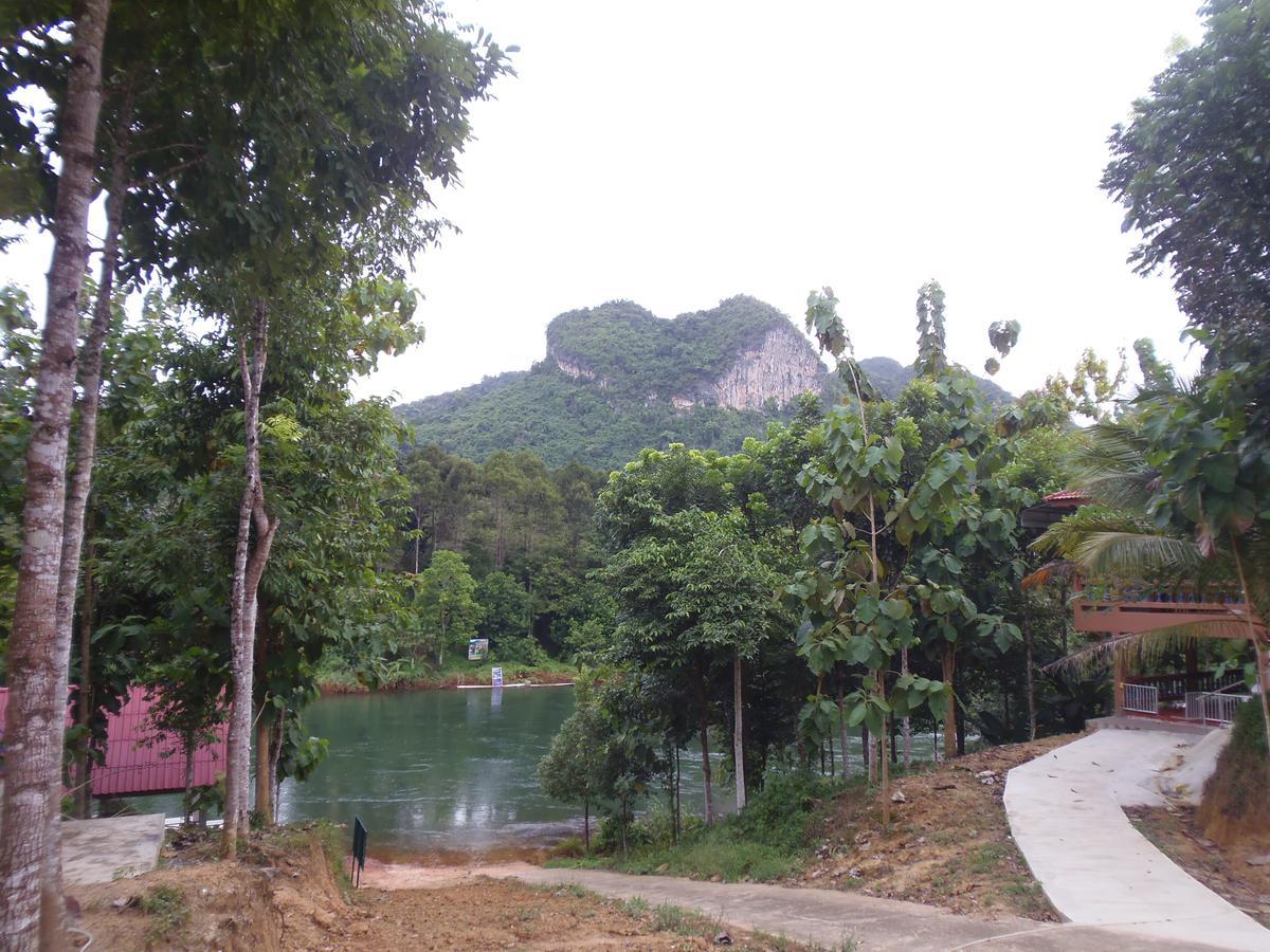 Takhun Mountain View Bed & Breakfast Ban Tha Khun Exterior photo
